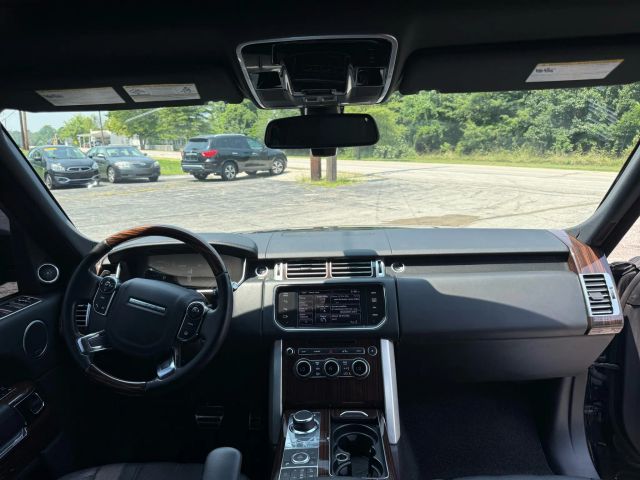 2014 Land Rover Range Rover - Image 19