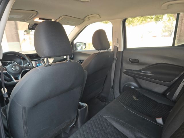 2021 Nissan Kicks - Image 38