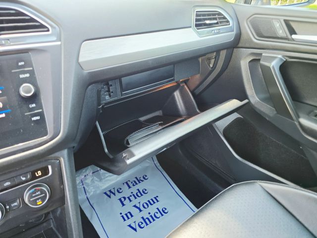 2021 Volkswagen Tiguan - Image 24