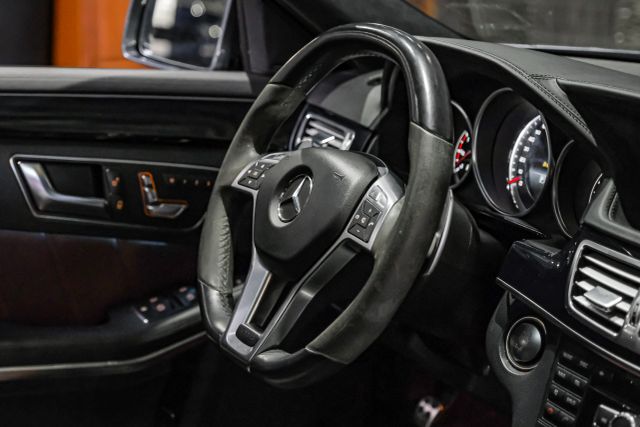 2014 Mercedes-benz E-class E 63 Amg 4matic S-model Sedan 4d - Image 13