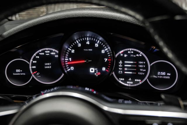 2019 Porsche Cayenne Sport Utility 4d - Image 17