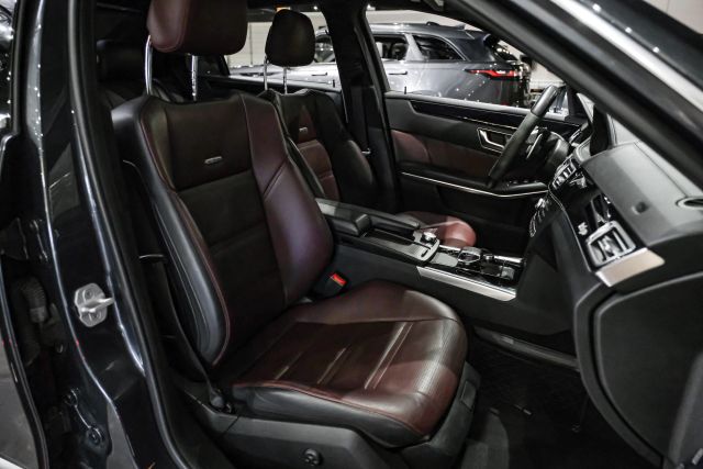 2014 Mercedes-benz E-class E 63 Amg 4matic S-model Sedan 4d - Image 31