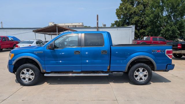 2010 Ford F150 Supercrew Cab Xlt Pickup 4d 5 1/2 Ft - Image 2