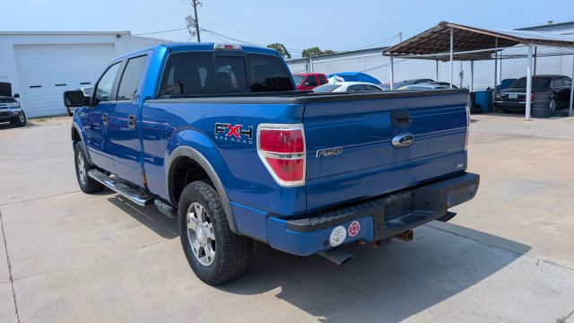 2010 Ford F150 Supercrew Cab Xlt Pickup 4d 5 1/2 Ft - Image 3