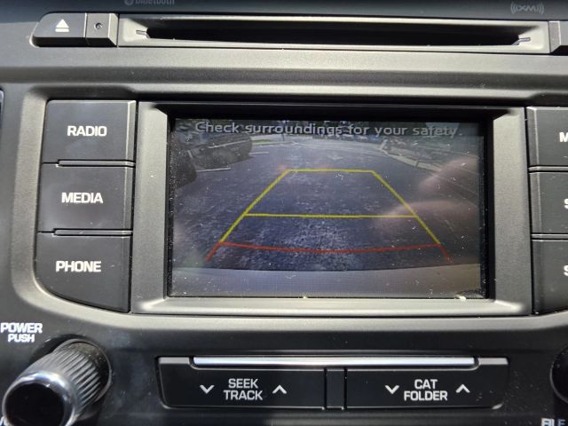 2015 Hyundai Sonata - Image 20