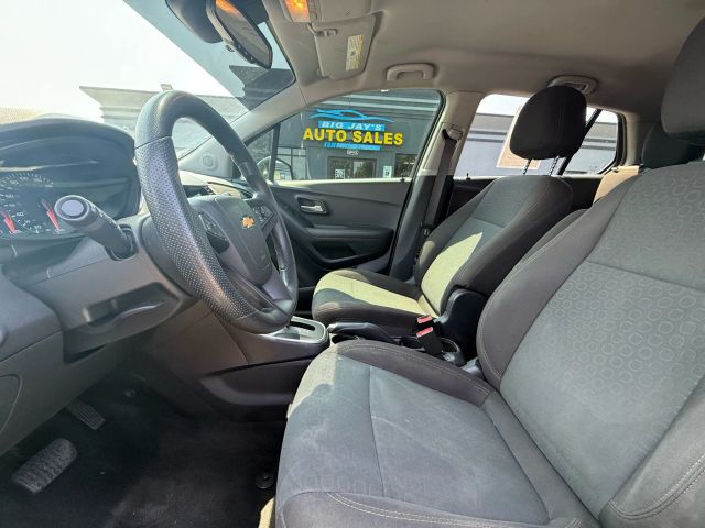 2020 Chevrolet Trax - Image 10