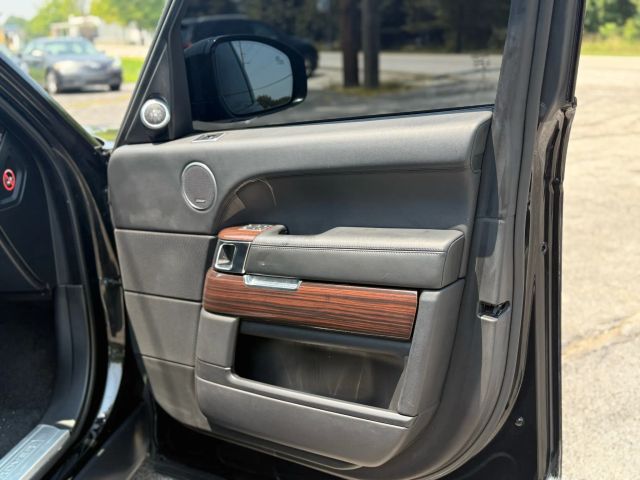 2014 Land Rover Range Rover - Image 11