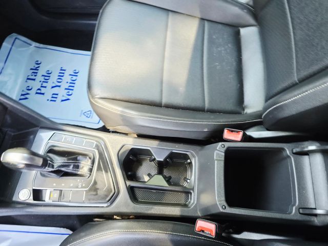 2021 Volkswagen Tiguan - Image 22