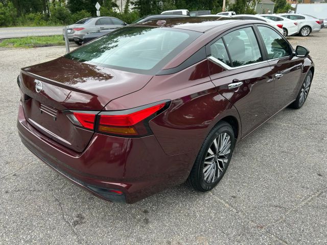 2025 Nissan Altima - Image 7