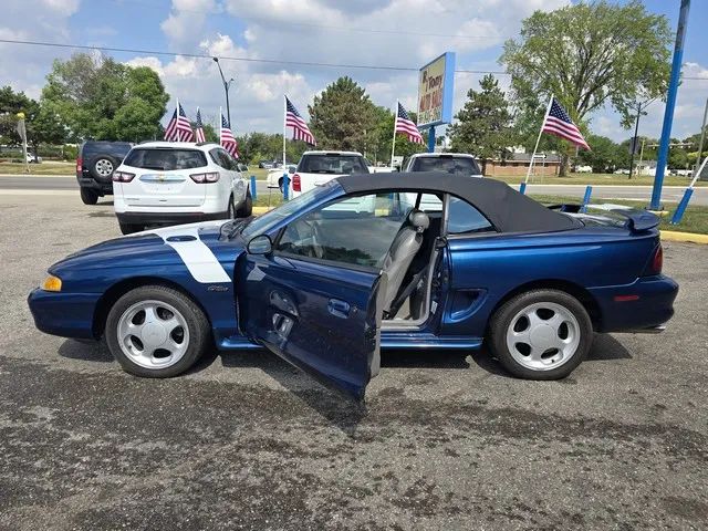1998 Ford Mustang - Image 9