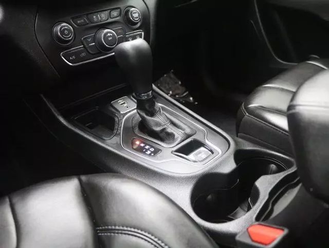 2021 JEEP CHEROKEE LATITUDE PLUS SPORT UTILITY 4D