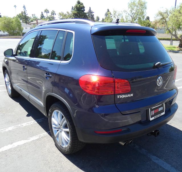 2015 VOLKSWAGEN TIGUAN 2.0T SEL SPORT UTILITY 4D