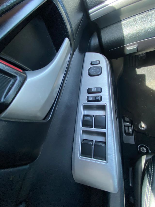 2014 TOYOTA CAMRY SE SEDAN 4D