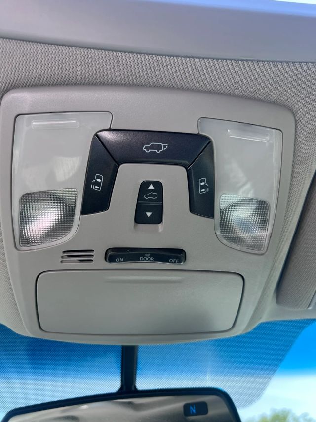 2015 TOYOTA SIENNA XLE MINIVAN 4D