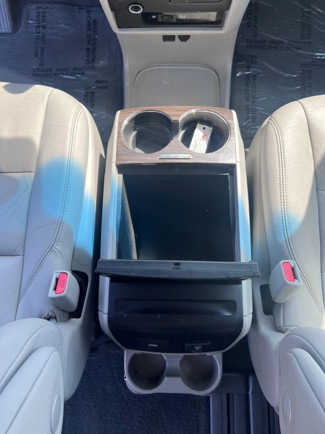 2015 TOYOTA SIENNA XLE MINIVAN 4D