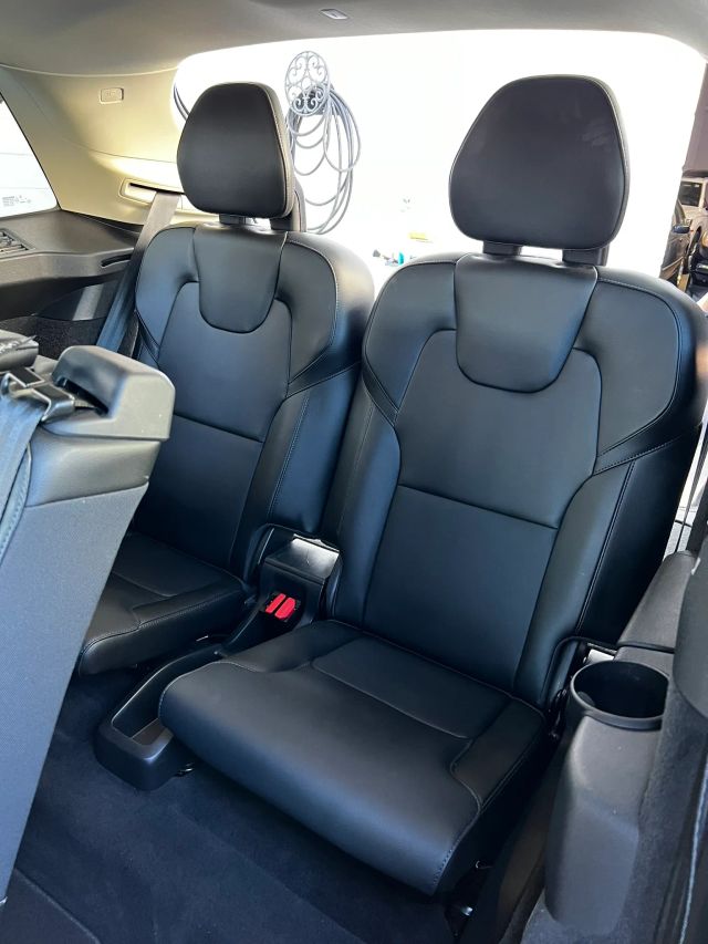 2020 VOLVO XC90 T5 MOMENTUM SPORT UTILITY 4D