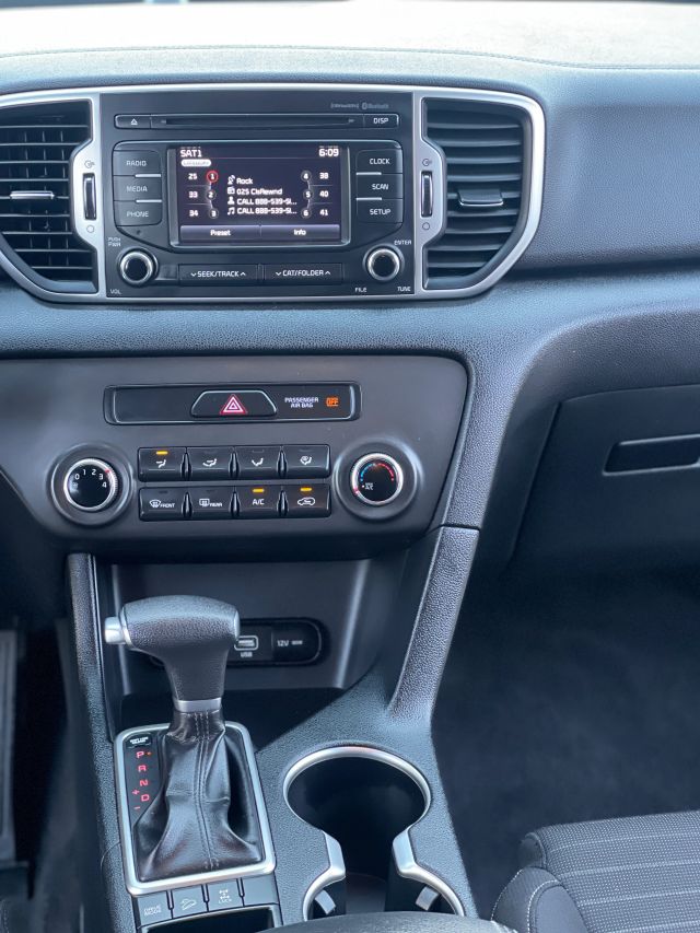 2018 KIA SPORTAGE LX SPORT UTILITY 4D