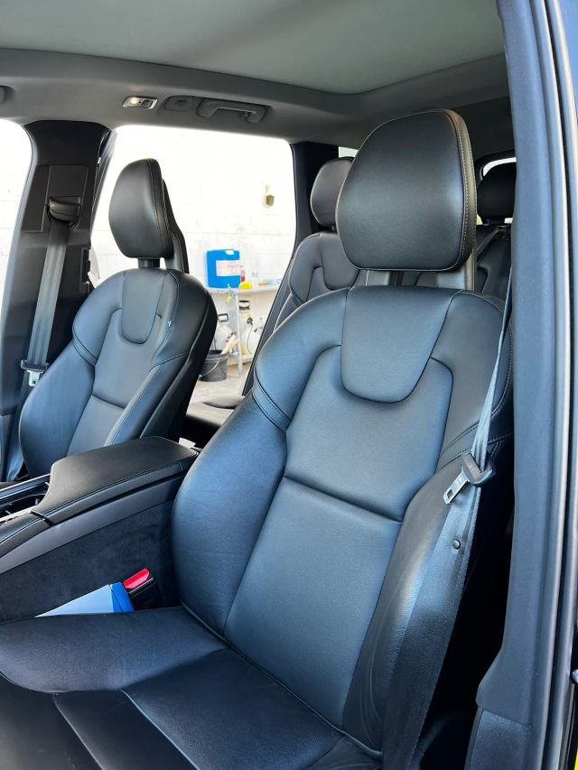 2020 VOLVO XC90 T5 MOMENTUM SPORT UTILITY 4D