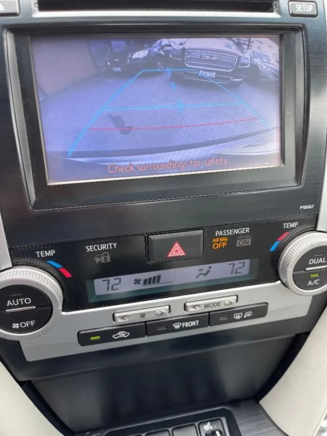 2012 TOYOTA CAMRY XLE HYBRID SEDAN 4D