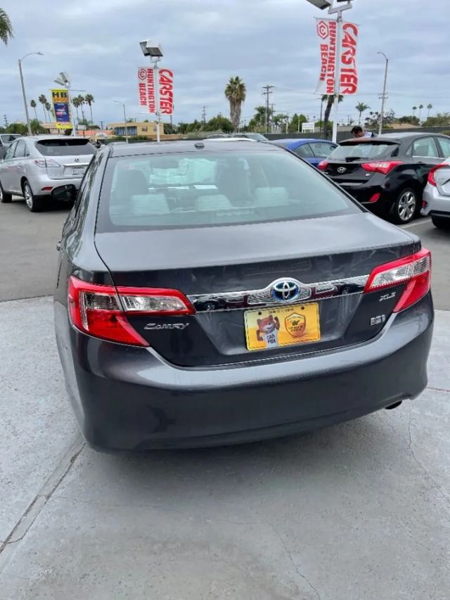 2012 TOYOTA CAMRY XLE HYBRID SEDAN 4D