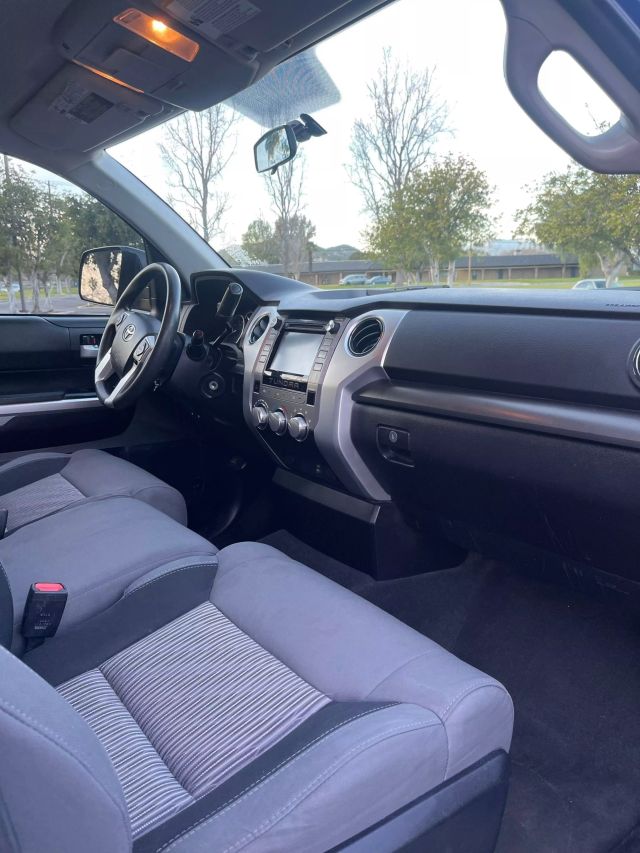2014 TOYOTA TUNDRA DOUBLE CAB SR5 PICKUP 4D 6 1/2 FT