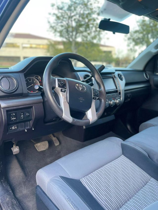 2014 TOYOTA TUNDRA DOUBLE CAB SR5 PICKUP 4D 6 1/2 FT