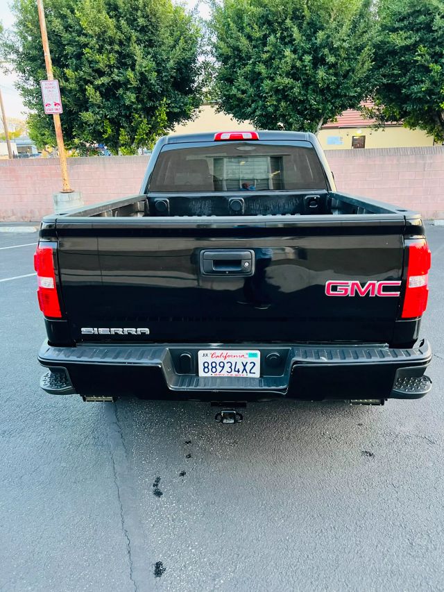 2017 GMC SIERRA 1500 DOUBLE CAB PICKUP 4D 6 1/2 FT