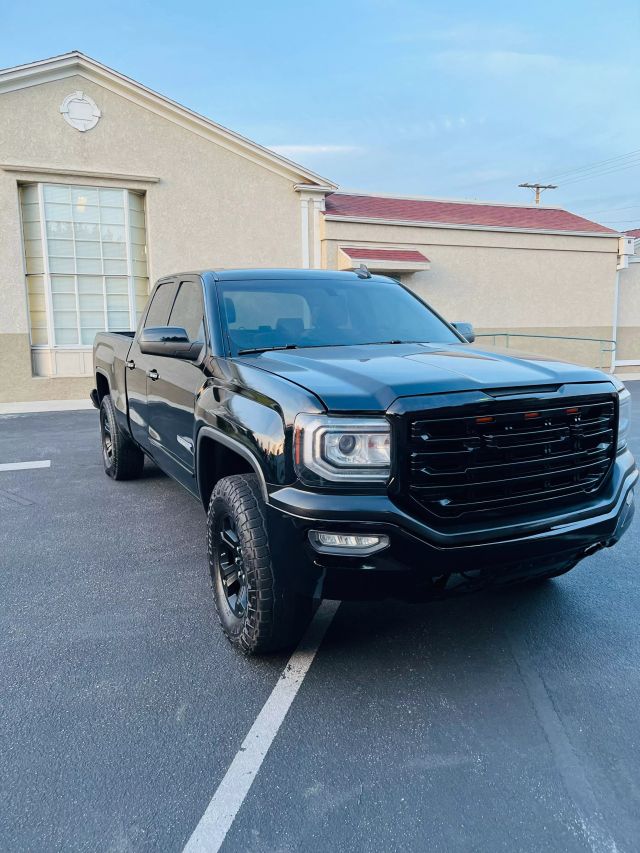 2017 GMC SIERRA 1500 DOUBLE CAB PICKUP 4D 6 1/2 FT