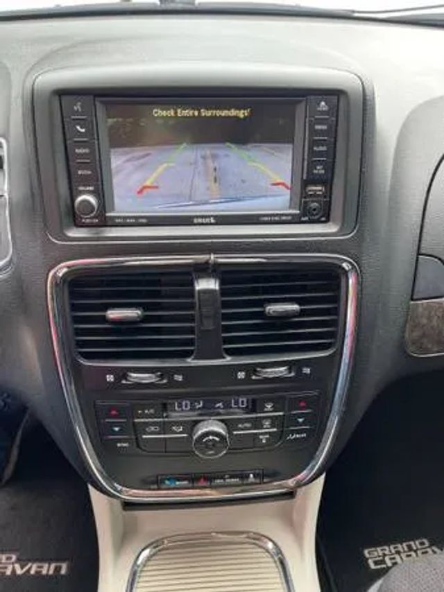 2011 DODGE GRAND CARAVAN PASSENGER CREW MINIVAN 4D