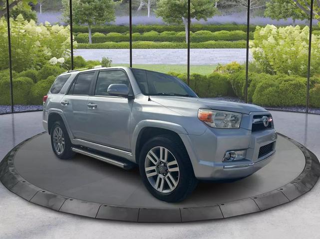 Toyota 4Runner's photo