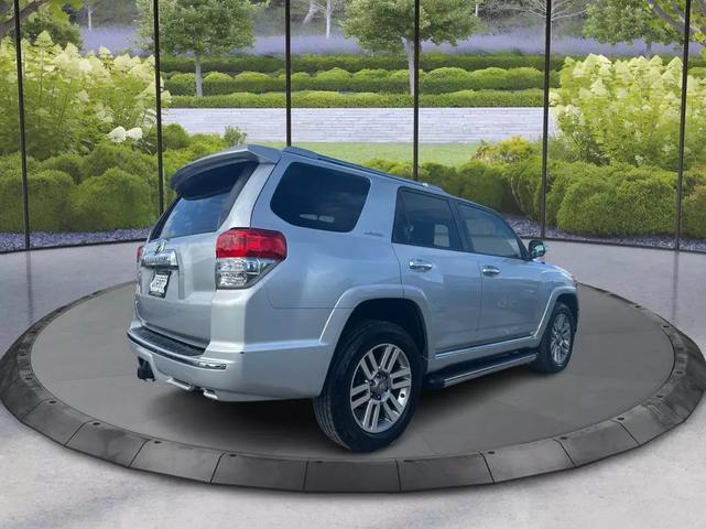 2013 Toyota 4Runner Limited photo 3