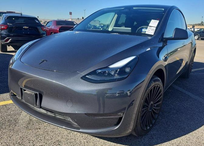 Tesla Model Y's photo