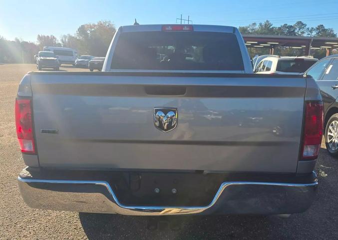 2023 RAM Ram 1500 Classic Warlock photo 5