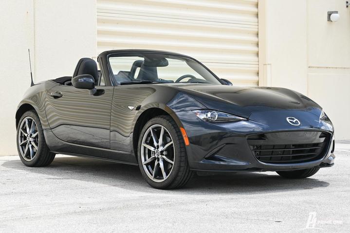 Buy USED MAZDA MX-5 MIATA 2022 for sale located in Davie, FL