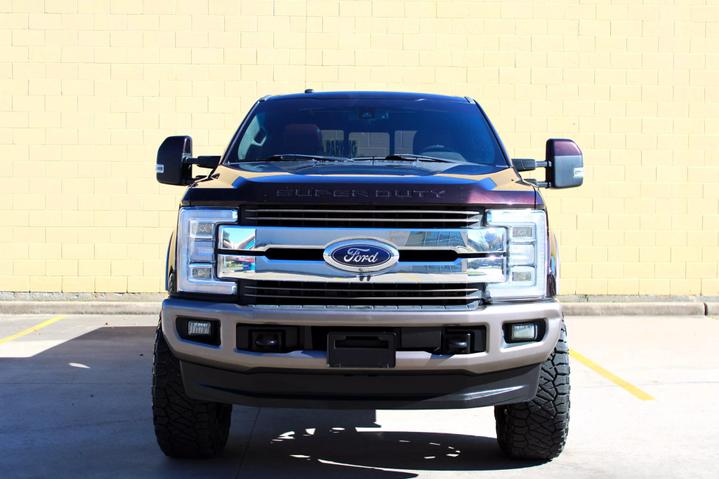 2018 Ford F-350 Super Duty King Ranch photo 2