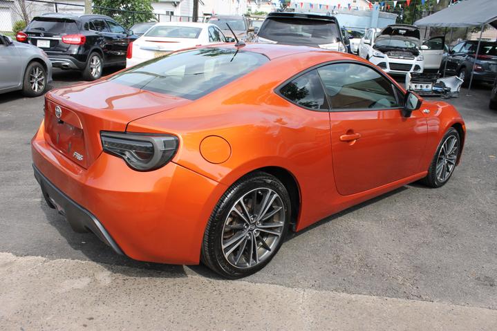 2013 Scion FR-S Base photo 6