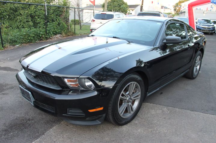 Image 2 of 2011 FORD MUSTANG