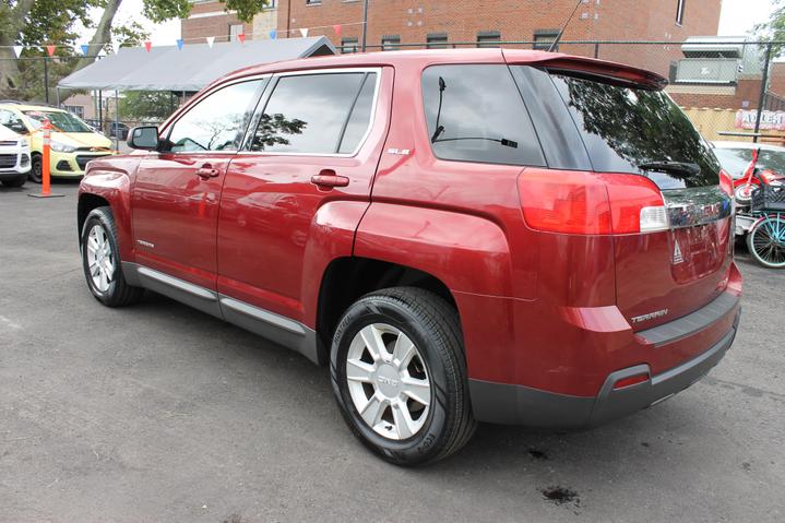 2012 GMC Terrain SLE-1 photo 4