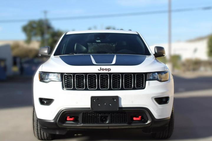 2018 Jeep Grand Cherokee Trailhawk photo 2