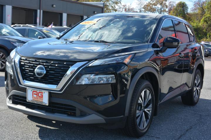 2021 Nissan Rogue SV photo 3