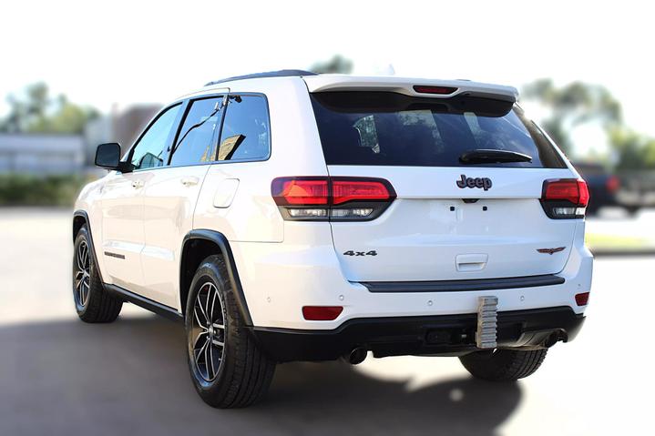 2018 Jeep Grand Cherokee Trailhawk photo 4