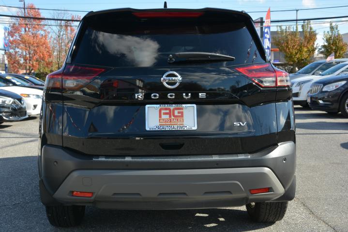 2021 Nissan Rogue SV photo 6