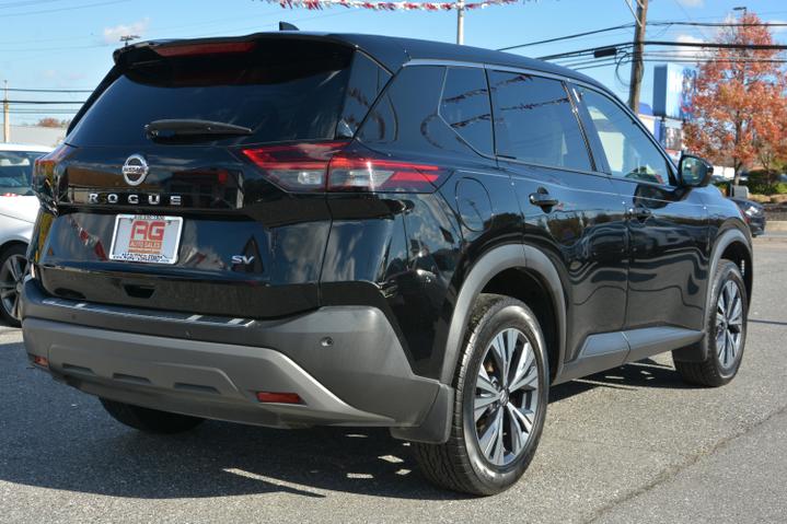 2021 Nissan Rogue SV photo 7