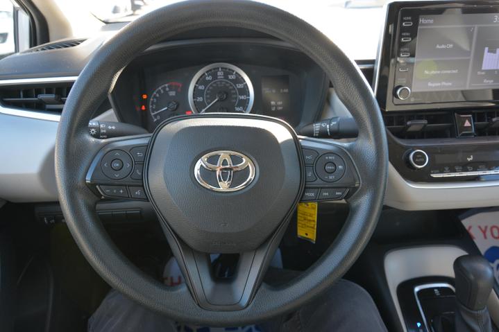 2021 Toyota Corolla LE photo 15