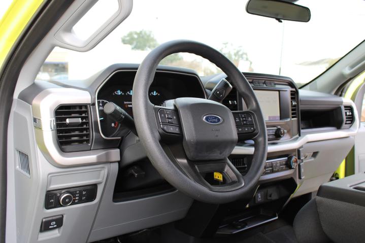 2022 Ford F-150 XL photo 22