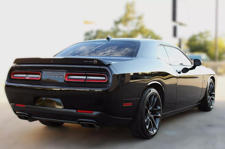 2020 Dodge Challenger R/T photo 7