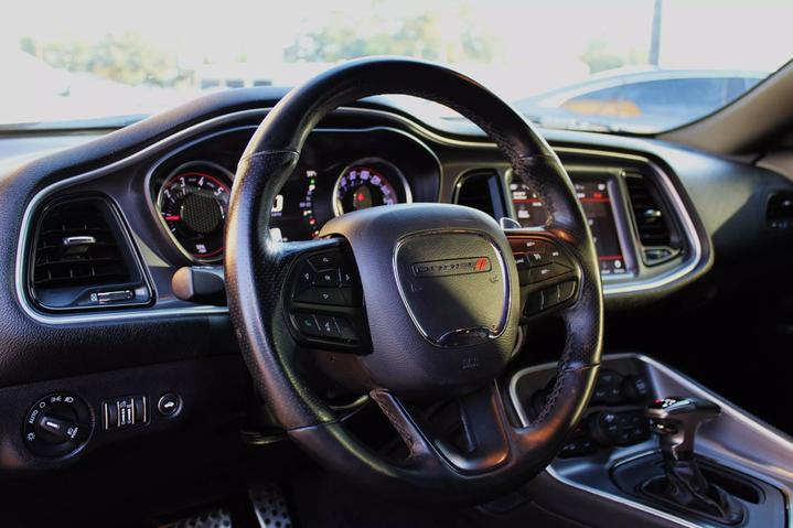 2020 Dodge Challenger R/T photo 32