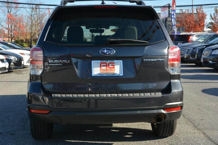 2018 Subaru Forester Limited photo 6