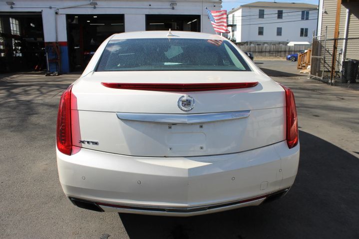 Image 6 of 2013 CADILLAC XTS