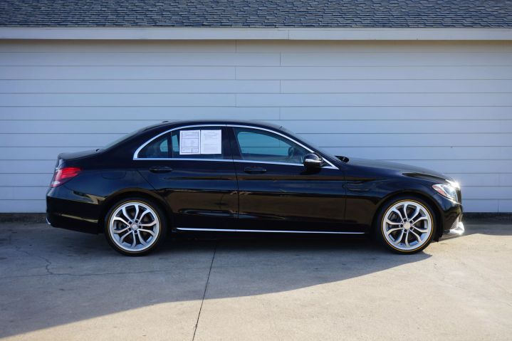 Used 2015 Mercedes-Benz C-Class C300 with VIN 55SWF4JB0FU087116 for sale in Garland, TX